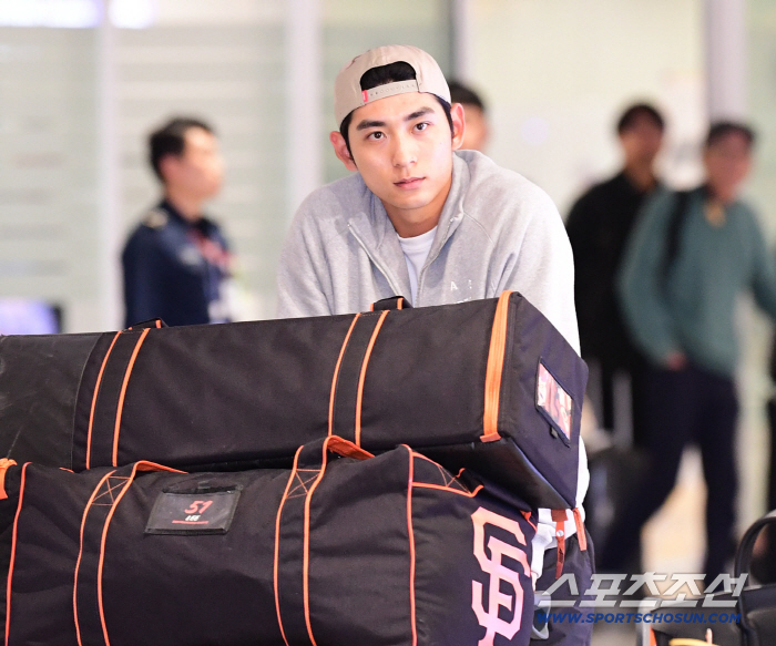  Lee Junghoo is coming back home after the season