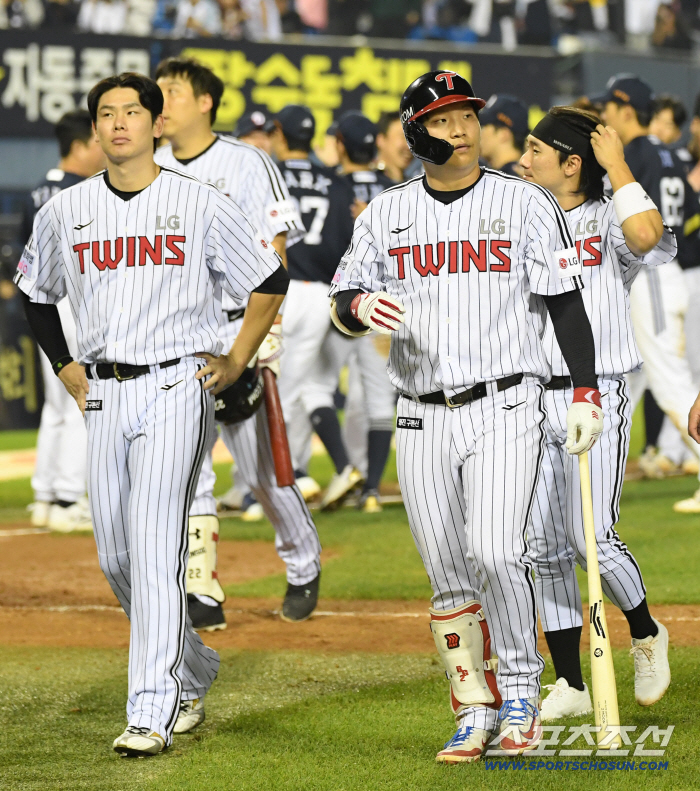  LG Hong Chang-ki and Moon Bo-kyung failed again just before winning the regular league