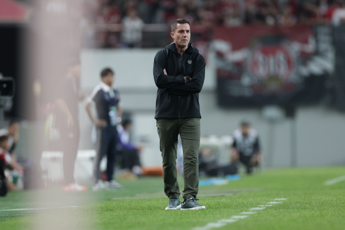  It's a victory for Thailand…Coach Buriram was completely defeated by three goals away from Seoul, and he controlled the game well