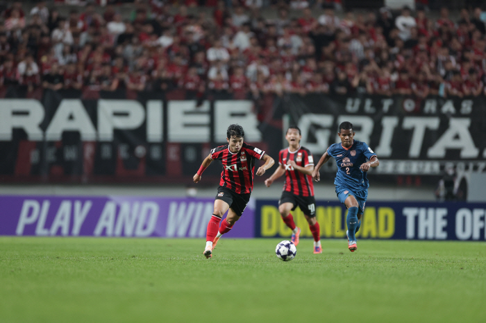  Choi Jun, Jung Seung Won, Lucas, bang! Seoul, Buriram 30 Beat ACLE for the first time