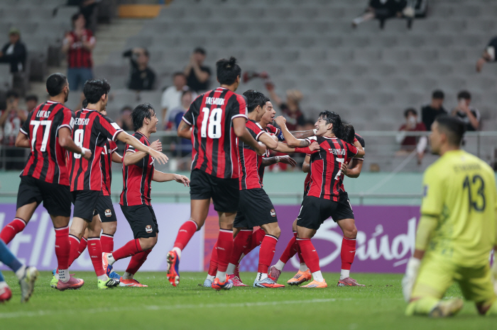  Choi Jun, Jung Seung Won, Lucas, bang! Seoul, Buriram 30 Beat ACLE for the first time