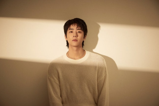 Take off your boyishness and be mature...'Romance Master' Chae Jong-hyeop Reveals New Profile 