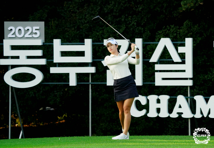 It was 3 years ago, so I remember... Lee Ga-young's path to victory (Dongbu Construction, Korea Land Trust Championship) is the lone lead in 1R of the competition, which was the first win in his life