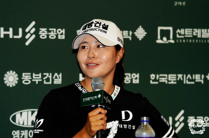 I've been doing shockwave therapy… Sung Yu-jin, who won the major, gave up trying to win the championship for 2 consecutive weeks with wrist pain