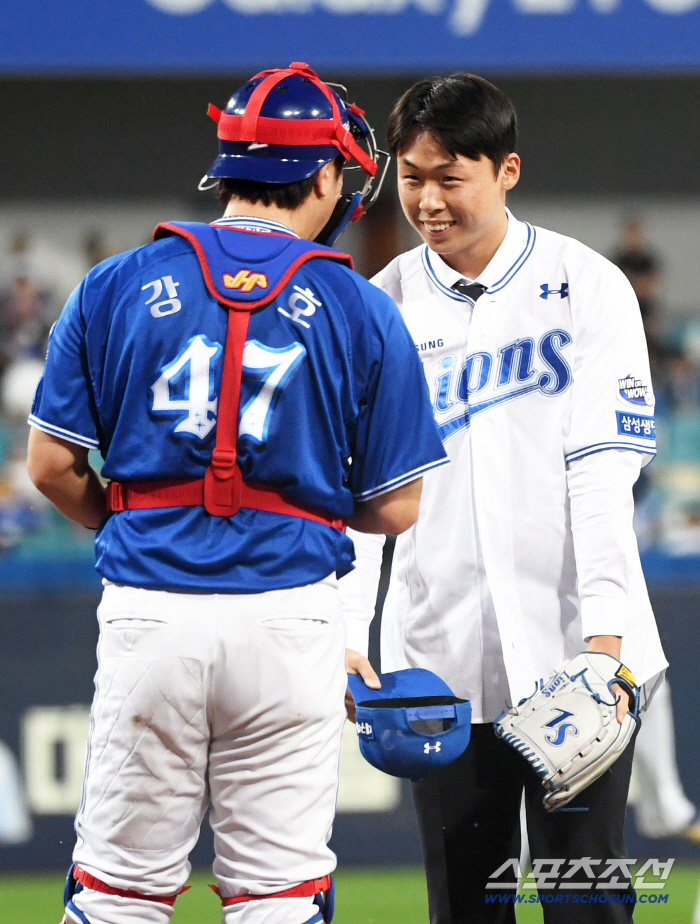 Lee Ho-beom, who ranks at the top of his strikeout ability, completed a down payment of KRW 250 million, and completed a contract for Samsung 2026 rookie players 