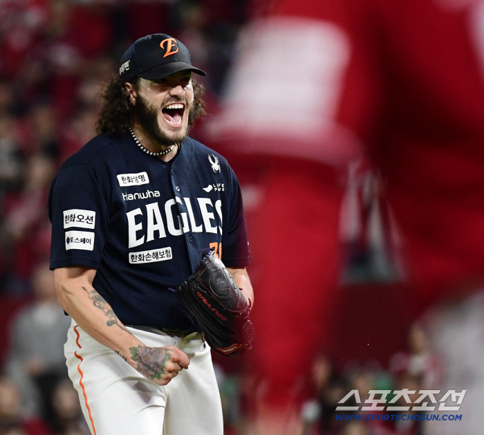 LG Wins! SSG Rookie Has A Huge Accident...Will it be more dramatic than the final match. In the bottom of the ninth inning, two outs and a dramatic walk-off victory over Hanwha