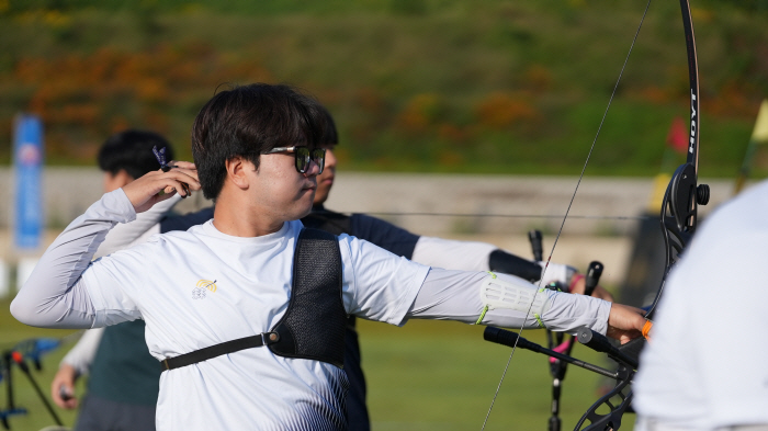  Go into the archery Jung Taeyoung!