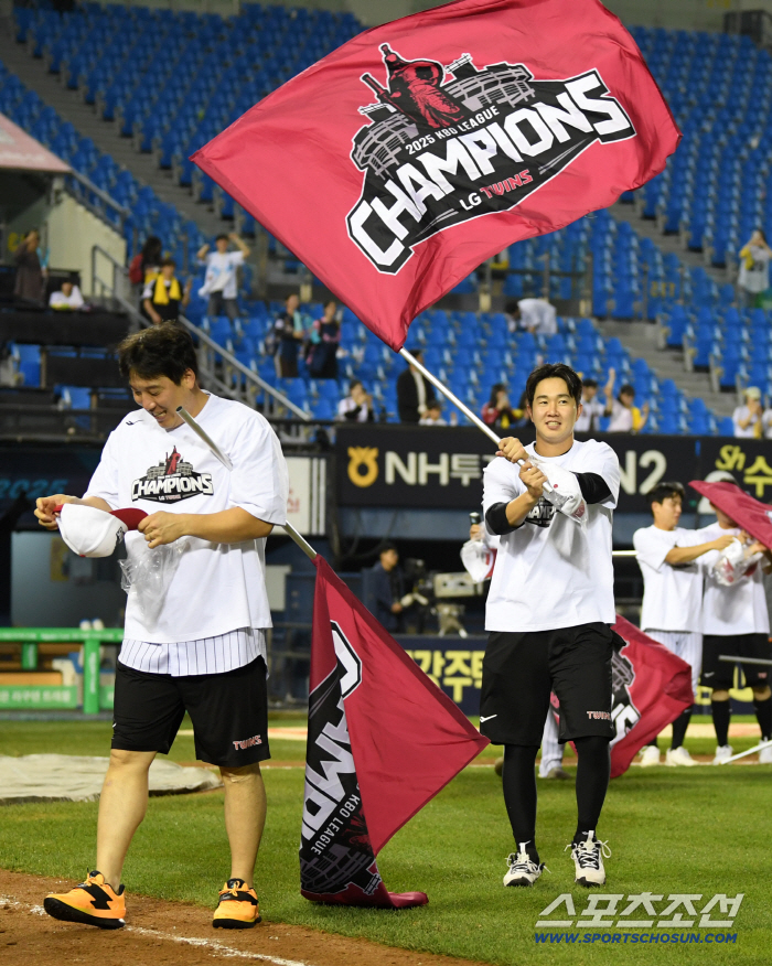  LG Kim Hyun-soo Yoo Young-chan, we are the champions