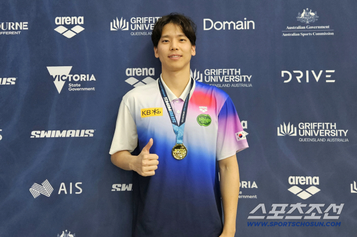 Backstroke board Lee Ju-ho, Australian short course backstroke 200m Korean gold medal!Long Course Records Shortening Expectations 