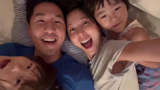 Give birth to a baby, Na-young Kim ♥ MyQ announces marriage after getting permission from two sons