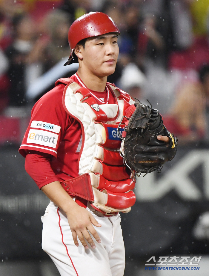 I don't know how to hit. It's boring if it's not a home run Full of charm, signs of the birth of a 19-year-old large catcher 