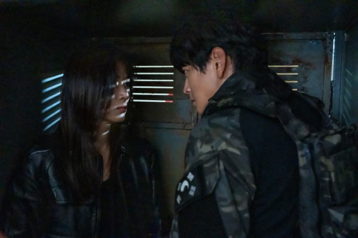 Jeon Ji-hyun, who boasted the best scale ever, and Kang Dong-won's Bukkeukseong, the epic ending