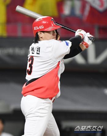  Kim Sun-bin comes out as a pinch hitter and makes a timely RBI