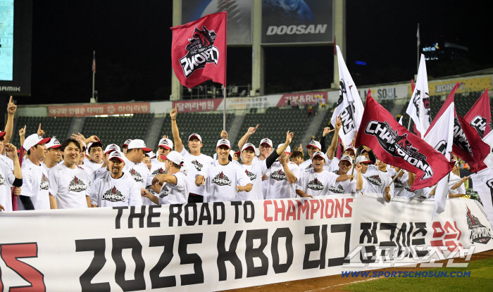  LG Twins Wins 2025 Regular League