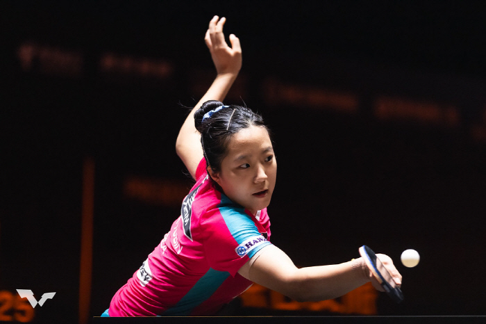 02 → 42 Shin Yu-bin, who won the big victory, beat Joo Chun-hee, and made it to the semifinals of the first 女 single, secured! Hangawi Gift