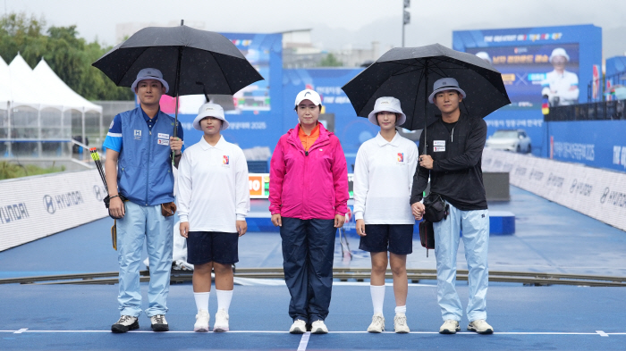  Kim Jong-ho and Yang Jae-won faced off in the compound final of Jung Mong-gu Cup