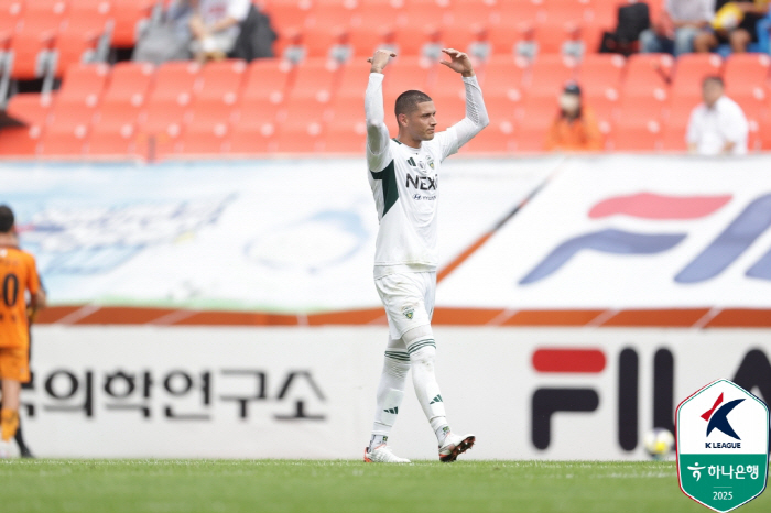 Stop in front of the winner's 9th dysfunction line! Thiago's first goal → Nam Tae-hee Theater's equalizer Jeonbuk Jeju drew 11 after a blood fight between right and left 