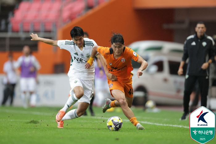 Stop in front of the winner's 9th dysfunction line! Thiago's first goal → Nam Tae-hee Theater's equalizer Jeonbuk Jeju drew 11 after a blood fight between right and left 