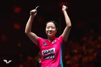 Beyond the Great Wall of West, the first smash in the 女 singles. Shin Yu-bin's table tennis became faster and stronger in the tiger cave