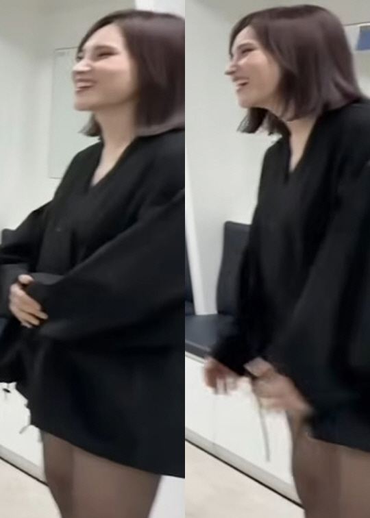 Cho Jung-seok ♥ Gummy, a short skirt even during her second pregnancy..It doesn't look like 5 months