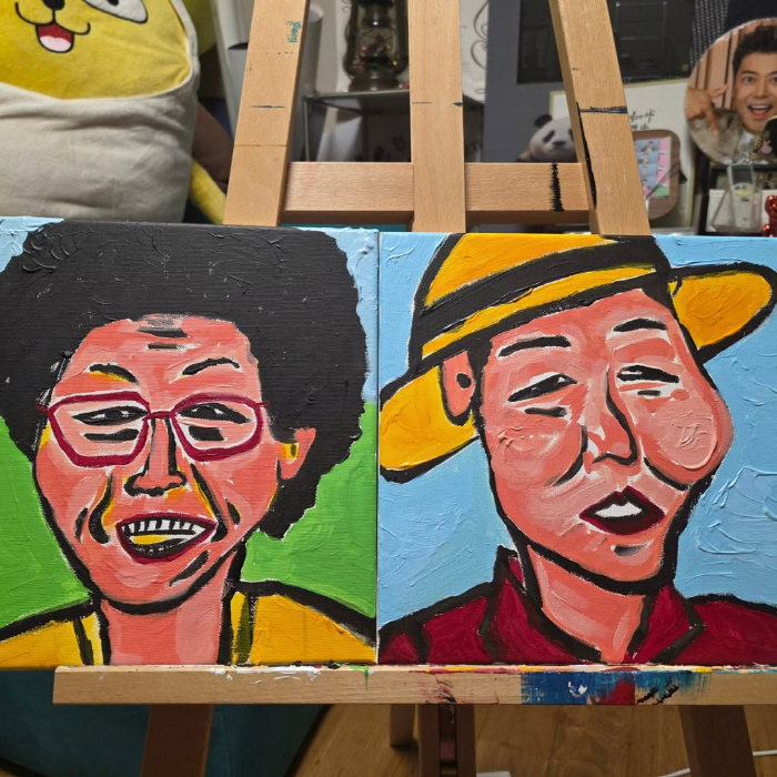 Jeon Hyun-moo's priceless, hand-painted portrait Park Na-rae is the best thing to do this year