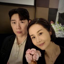 Kim Ga-yeon ♥ I don't like poetry because I'm 8 years older than Lim Yo-hwan..Appealing with cooking. (Brother)