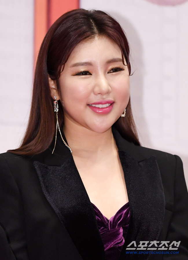 Song Ga-in, E.R. → 'Full recovery'.. 'Daughter, don't get sick'. I'm worried