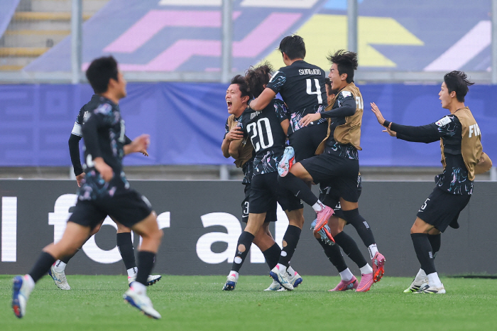  The goal-scoring defender Shin Min-ha did it! Lee Chang-won-ho beats Panama 21 to revive hopes for the round of 16...the number of cases
