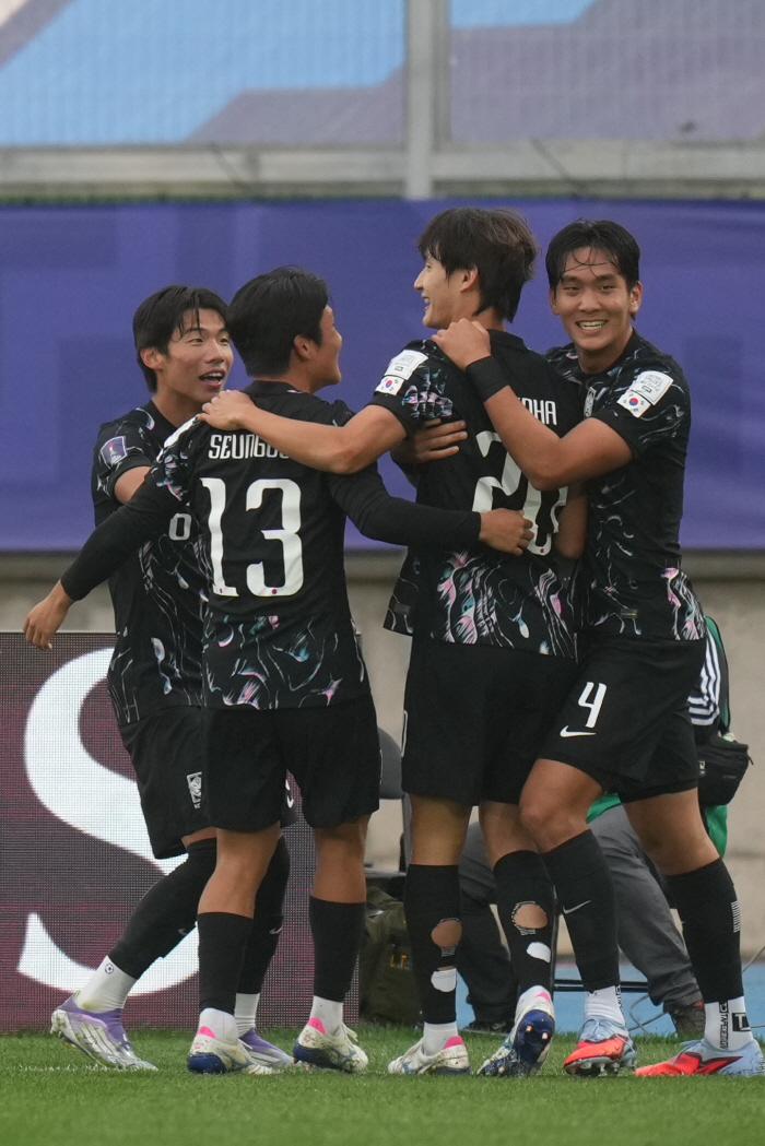  The goal-scoring defender Shin Min-ha did it! Lee Chang-won-ho beats Panama 21 to revive hopes for the round of 16...the number of cases