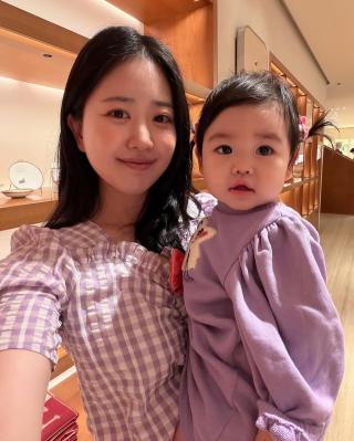Park Soo-hong ♥ Kim Daye confesses her concerns about double eyelid wrinkles in 9 lines. What if she becomes a grandmother?