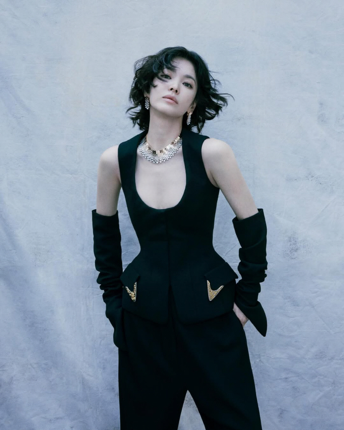 Song Hye-kyo Radiates Elegance in New ‘B-Cut’ Photos