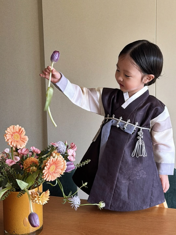 Lim Sung-bin ♥ Shin Dae-eun, a second-generation child during the long holiday, is being served by the leader who appeals for fast aging