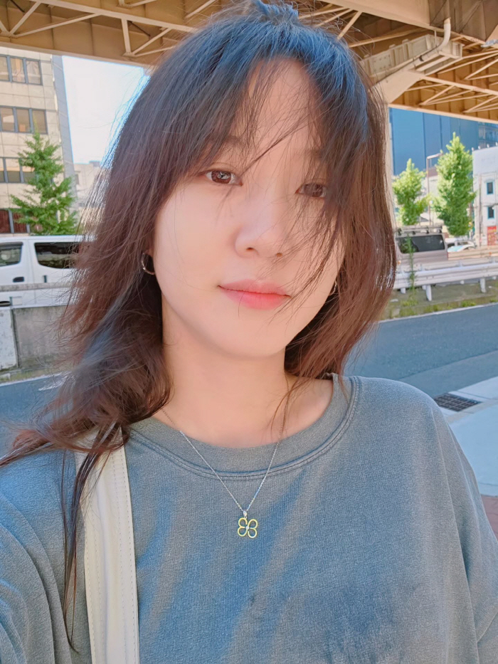 Park Eun-bin, who said hello to Chuseok, from bare-faced selfies to the beach...What's up with 'Refreshing Goddess' 