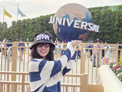Park Eun-bin, who said hello to Chuseok, from bare-faced selfies to the beach...What's up with 'Refreshing Goddess' 
