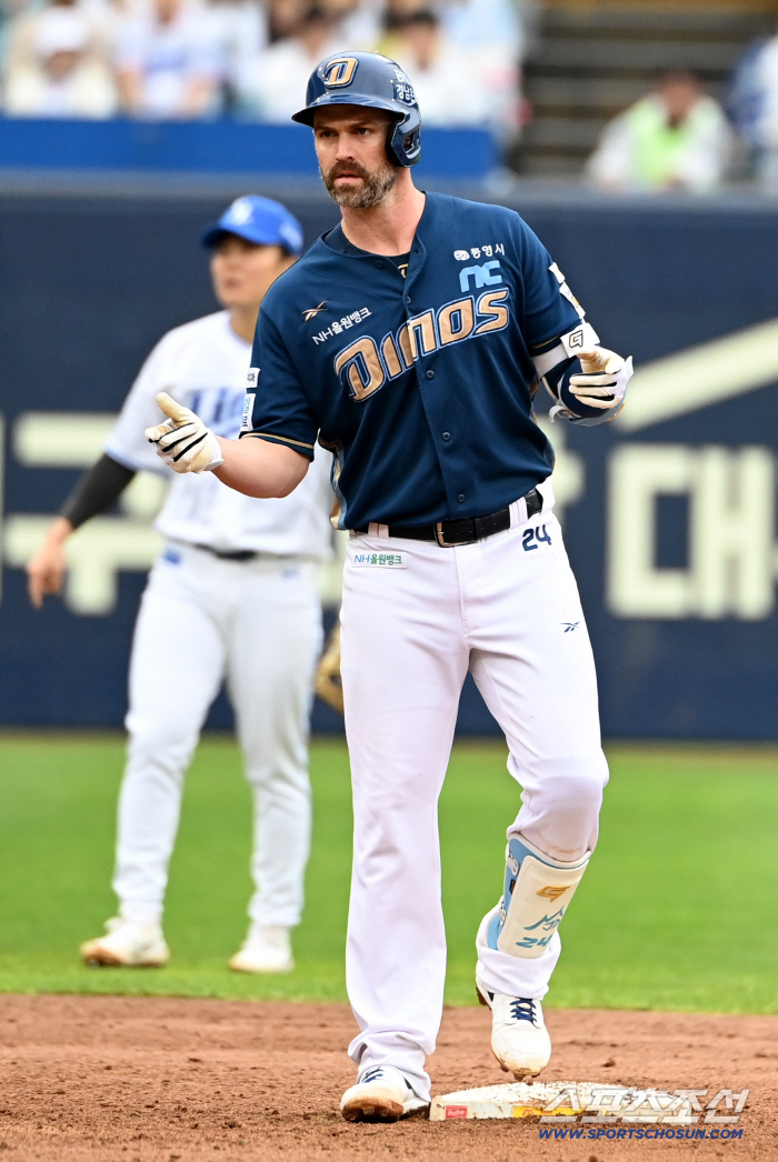  1 RBI double Davidson, one more point