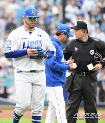 A steel plate that's disappointing even with 7th inning left