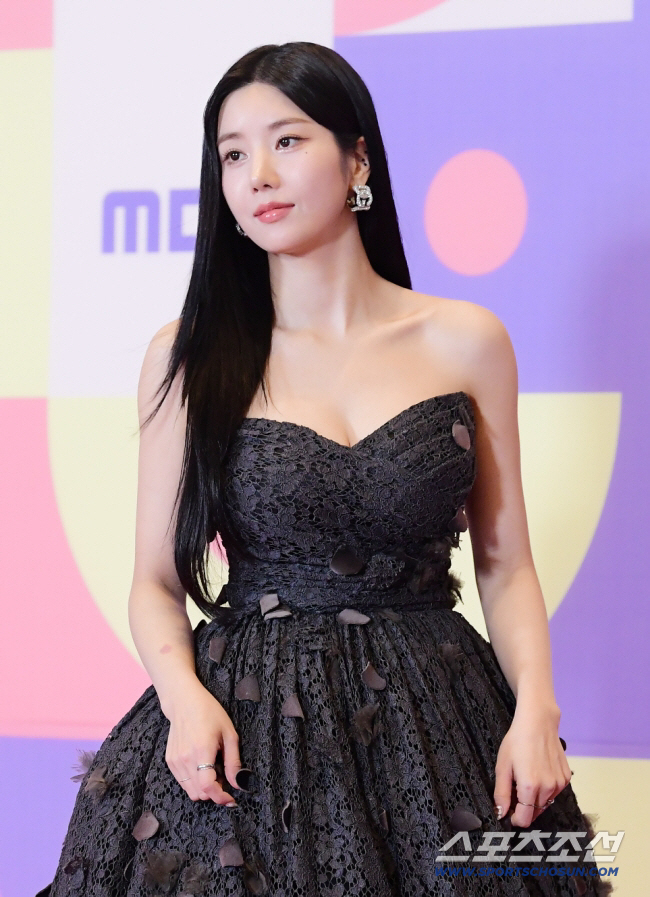 2.4 Billion Building Owners Eunbi to Pay Full Cost for Oppa's Wedding...I secretly paid back the favor of paying for the academy