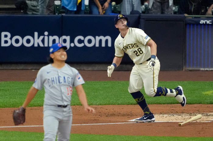 I can't help but hit endless home runs, Imana, who hit two home runs, ruined the game, gave four runs in 2.2 innings and hit 11 consecutive games