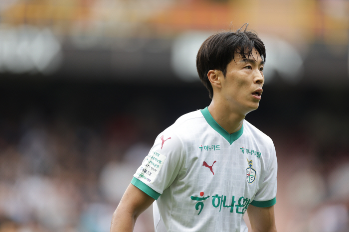  Masah, who scored multiple goals as a hero in Daejeon, is honored as MVP in the 32nd round