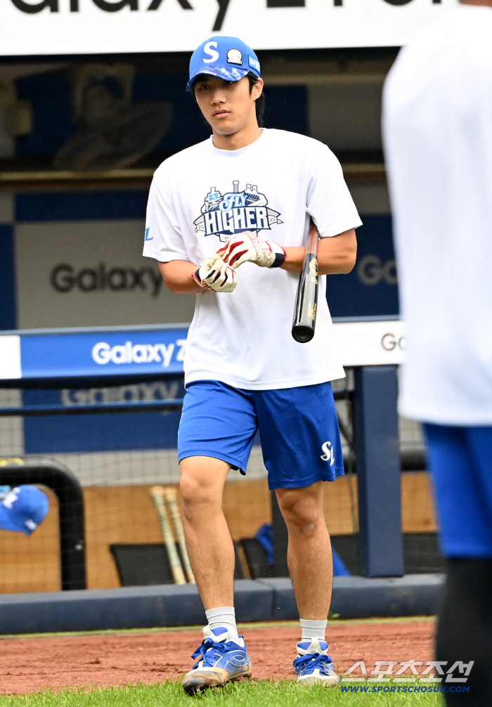  JAE HYUN, you're hitting well today