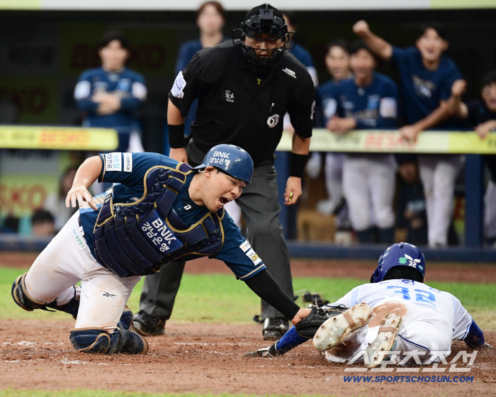  Kim Hun-gon succeeded in scoring a walk