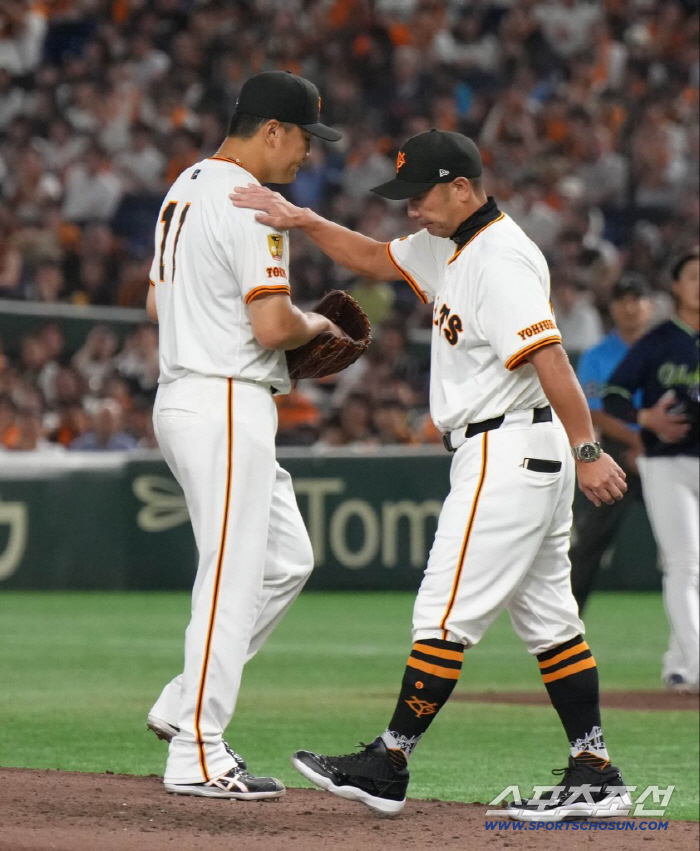Tanaka with 200 wins in total in the U.S. and Japan, four scoreless innings against Hanwha's second division, and Park Jung-hyun's double makes the spicy taste (Min Chang-ki's Japanese baseball)