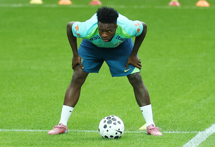 Ancelotti's Brazil, Sanghambeol Appears for the First Time in Full Group Training!→The main training is for SON's Hishalisson to joke with his colleagues