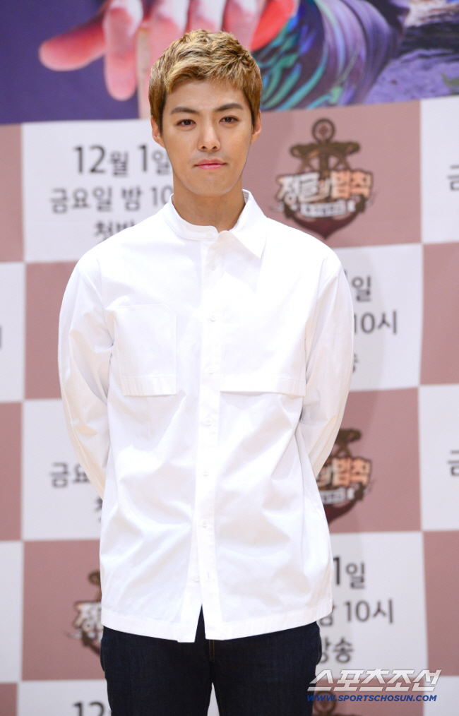 Kangnam Opens Up About Father’s Cancer Battle