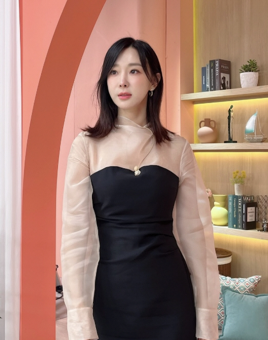 Lee Ji-hye, ♥ Moon Jae-wan Open Dis, a neighborhood man who's blurry everywhere 