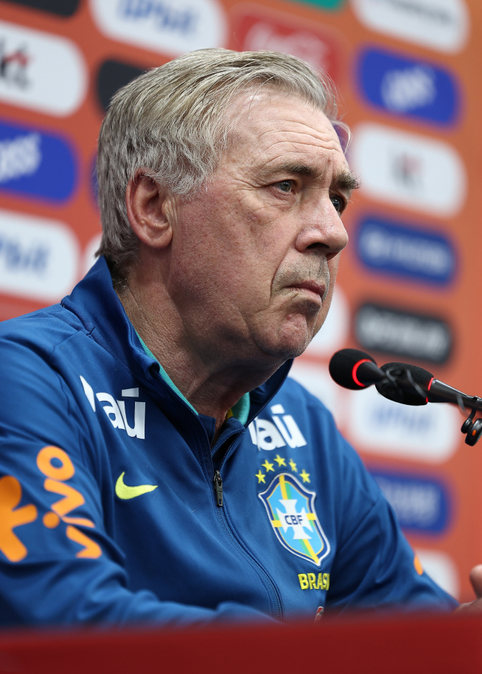  The defensive pressure and counterattack in the evaluation of veteran Ancelotti are good...Brazil's goal is to become a champion
