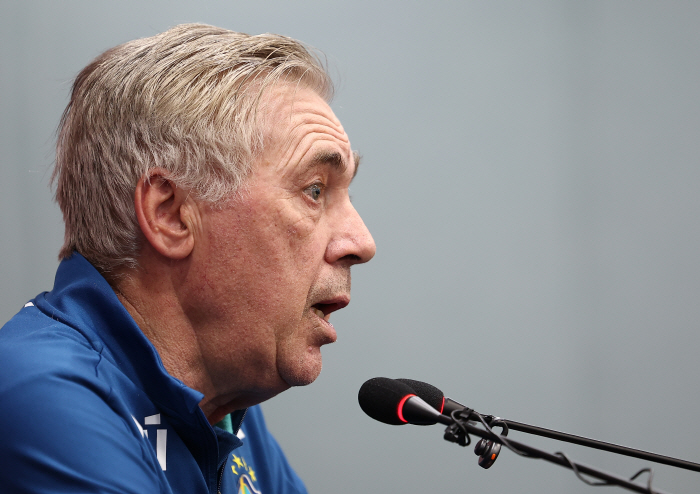  The defensive pressure and counterattack in the evaluation of veteran Ancelotti are good...Brazil's goal is to become a champion