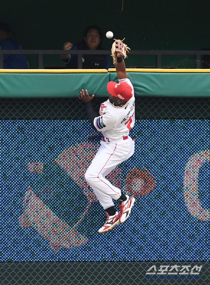  Eredia Home Run Steal Failed