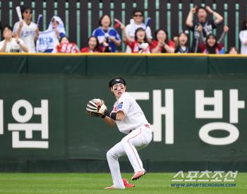  Fans of both teams, Jihoon Choi's good and bad,