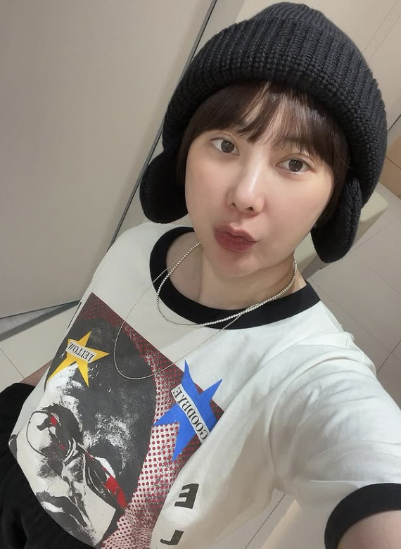 Seo In-young Contacts members of discord Jewelry to see if she has changed her personality since divorce 